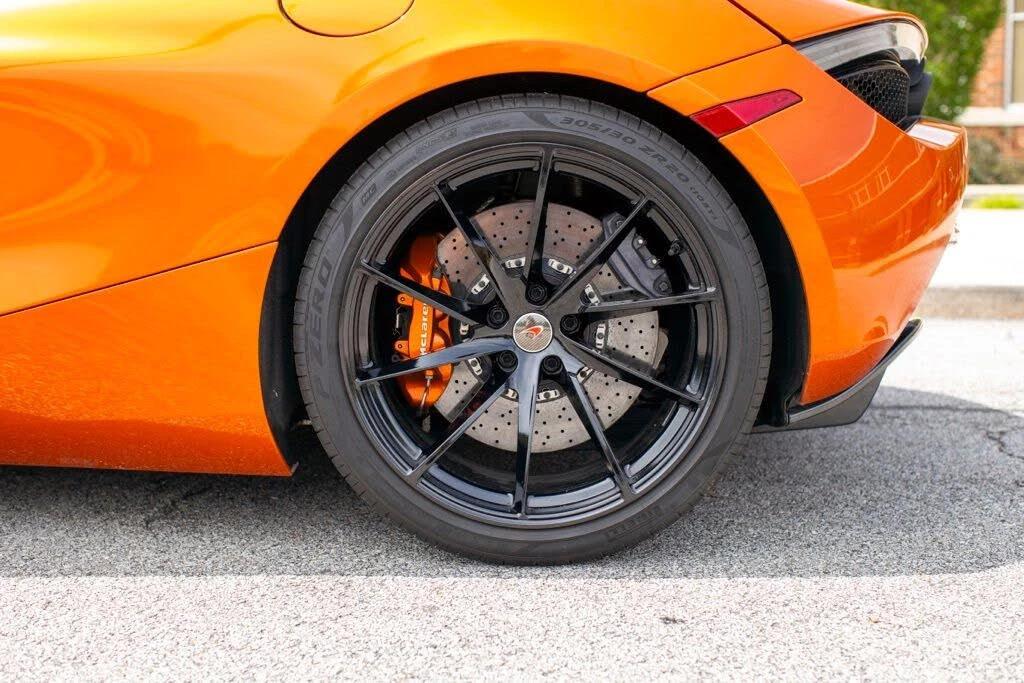2018 McLaren 720S - Image 15 of 31