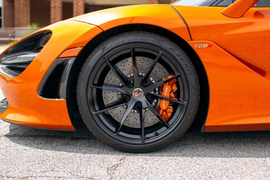 2018 McLaren 720S - Image 13 of 31