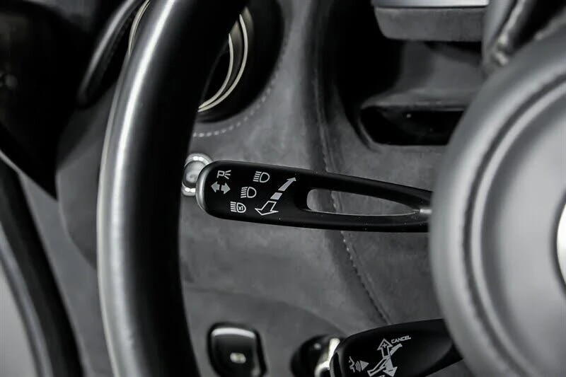 2018 McLaren 720S - Image 29 of 31