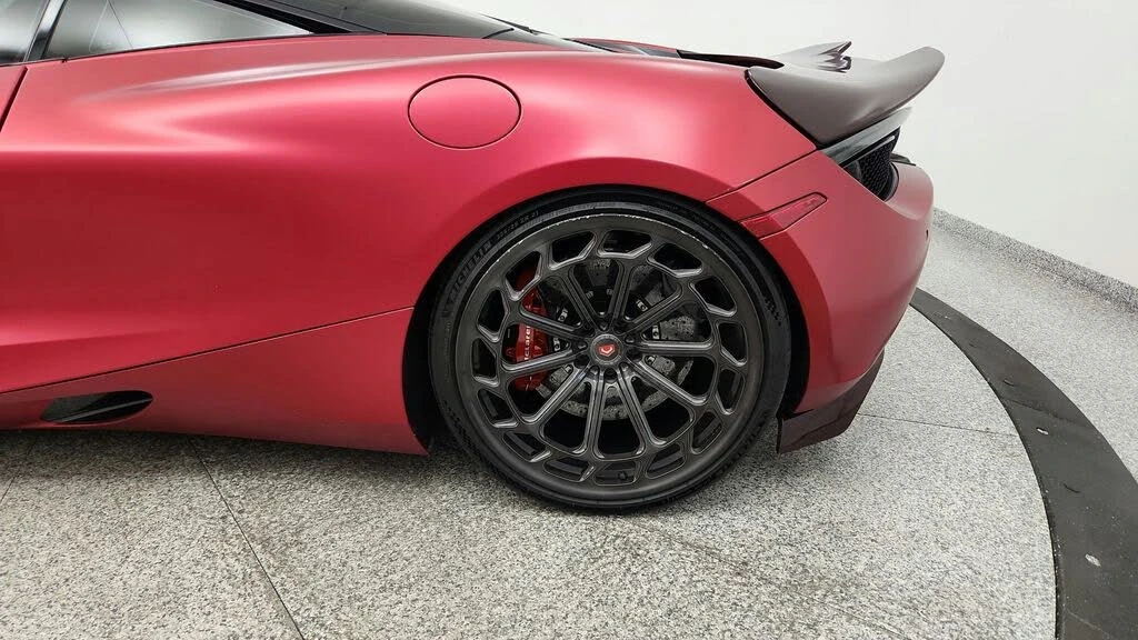 2018 McLaren 720S - Image 16 of 31