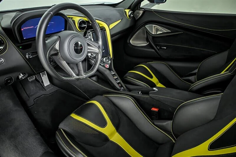 2018 McLaren 720S - Image 15 of 28