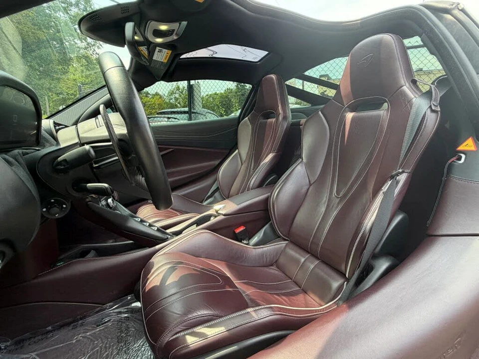 2018 McLaren 720S - Image 15 of 31