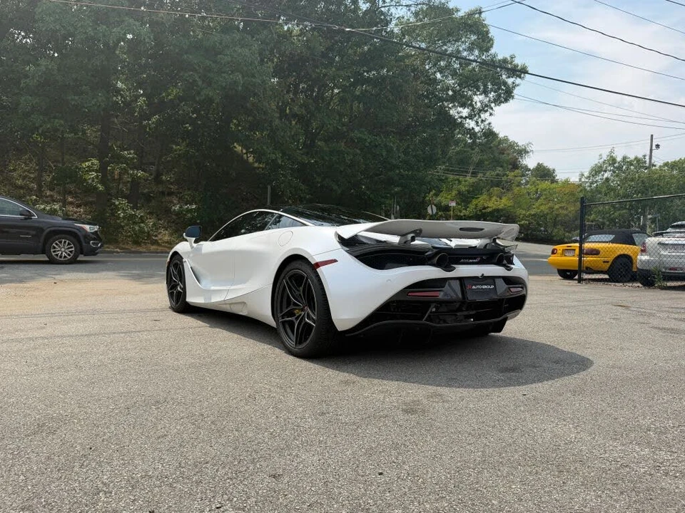 2018 McLaren 720S - Image 10 of 31