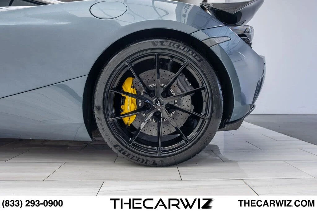 2018 McLaren 720S - Image 23 of 31