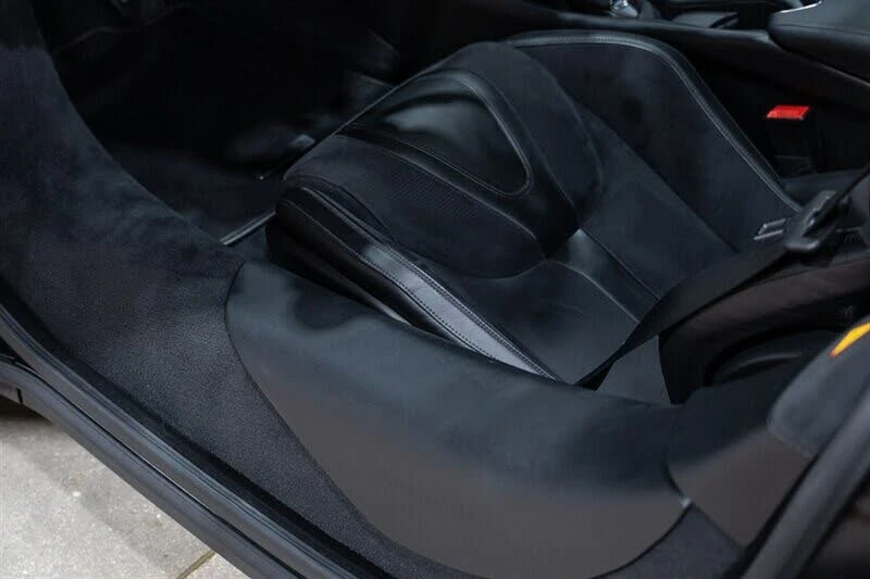 2018 McLaren 720S - Image 23 of 31