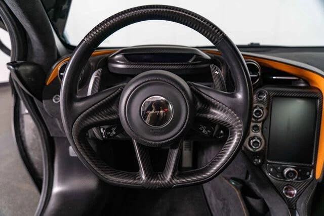 2018 McLaren 720S - Image 17 of 31