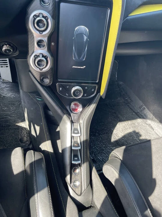 2018 McLaren 720S - Image 24 of 30