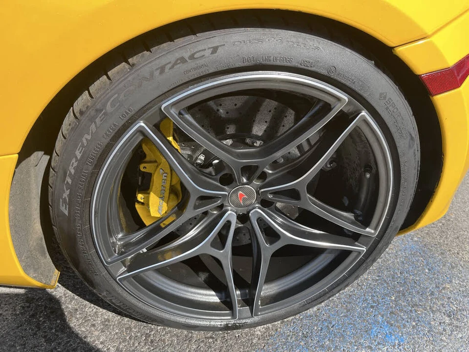 2018 McLaren 720S - Image 22 of 30