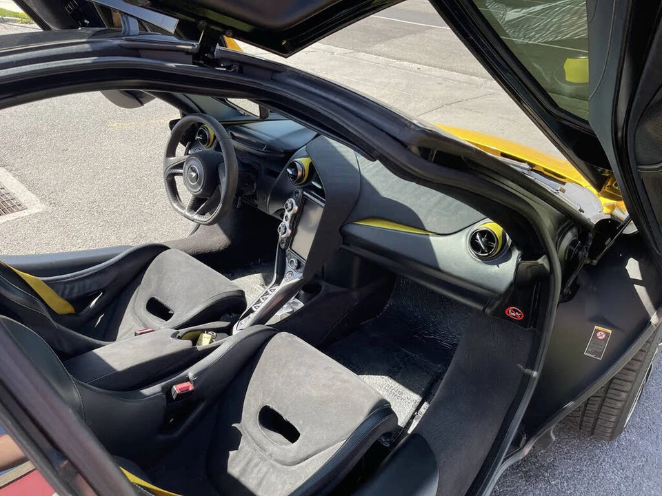 2018 McLaren 720S - Image 20 of 30