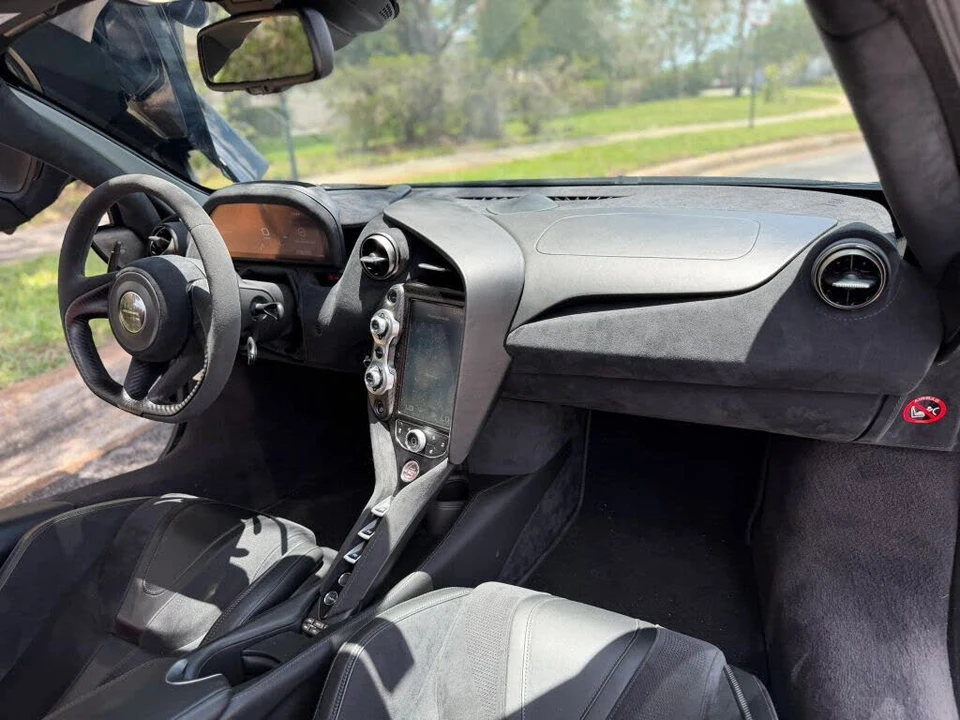 2018 McLaren 720S - Image 18 of 22