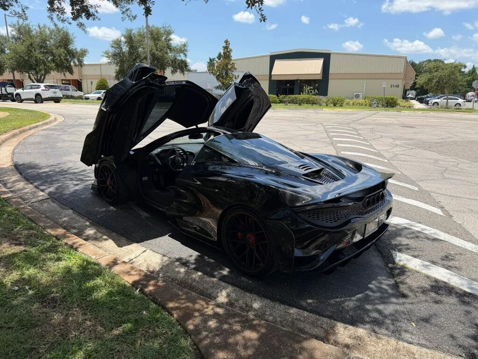2018 McLaren 720S - Image 15 of 22