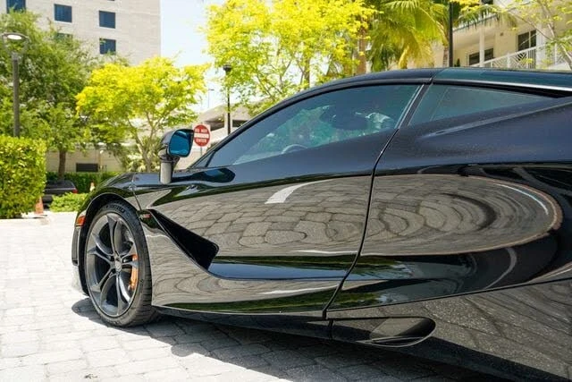 2018 McLaren 720S - Image 19 of 31