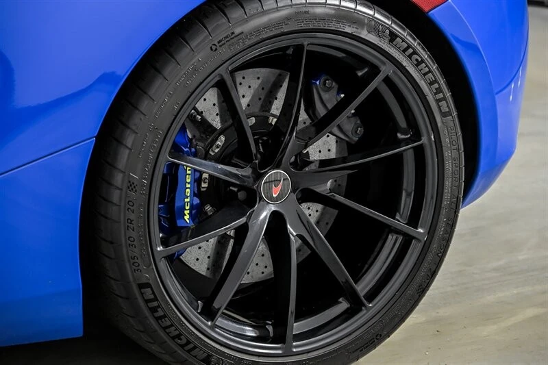 2018 McLaren 720S - Image 18 of 31