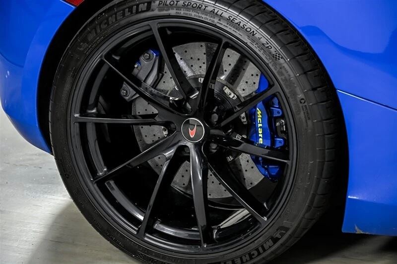 2018 McLaren 720S - Image 15 of 31