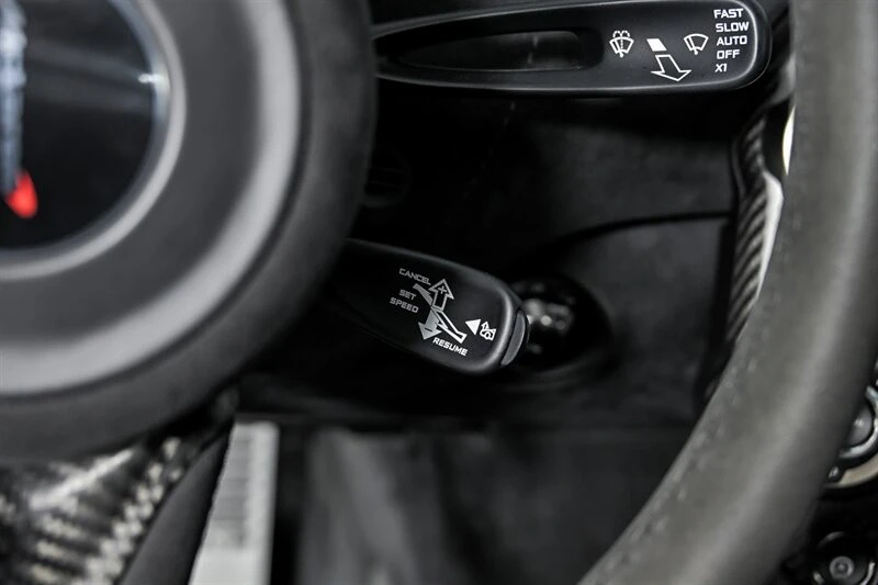 2018 McLaren 720S - Image 30 of 31