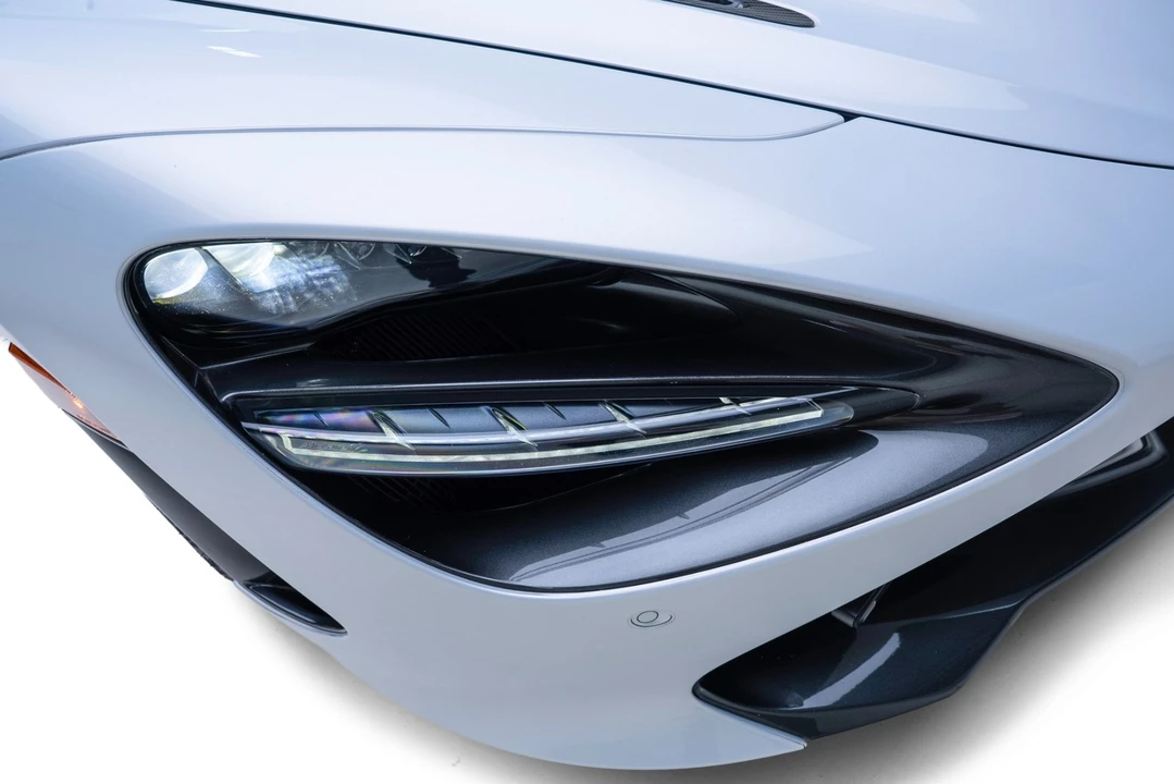 2018 McLaren 720S - Image 17 of 31
