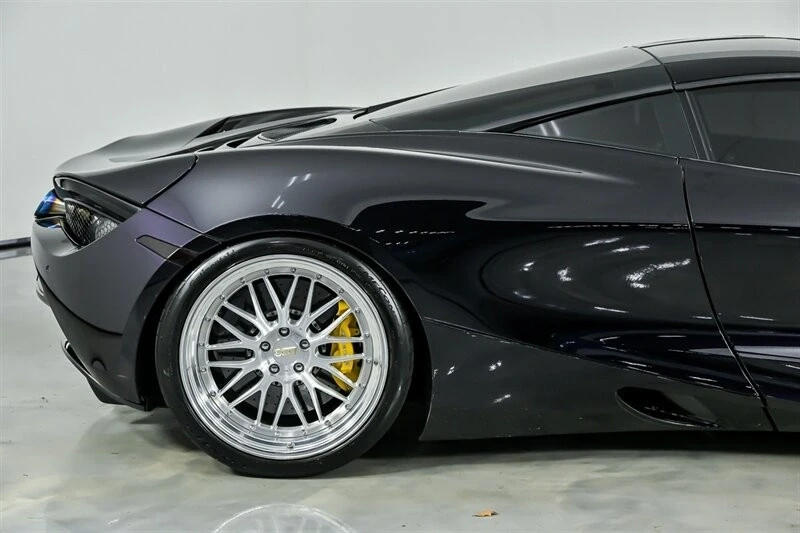 2018 McLaren 720S - Image 17 of 21