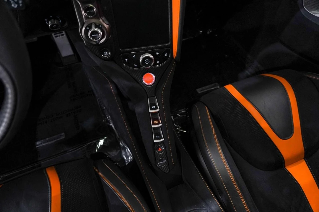2018 McLaren 720S - Image 13 of 21