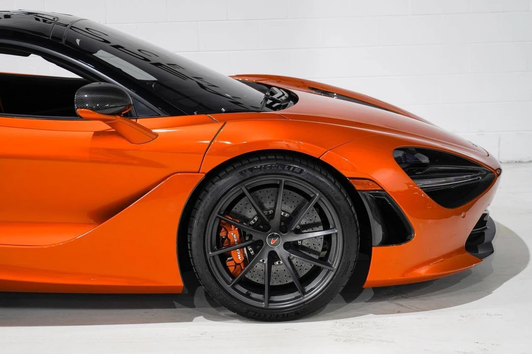 2018 McLaren 720S - Image 22 of 31