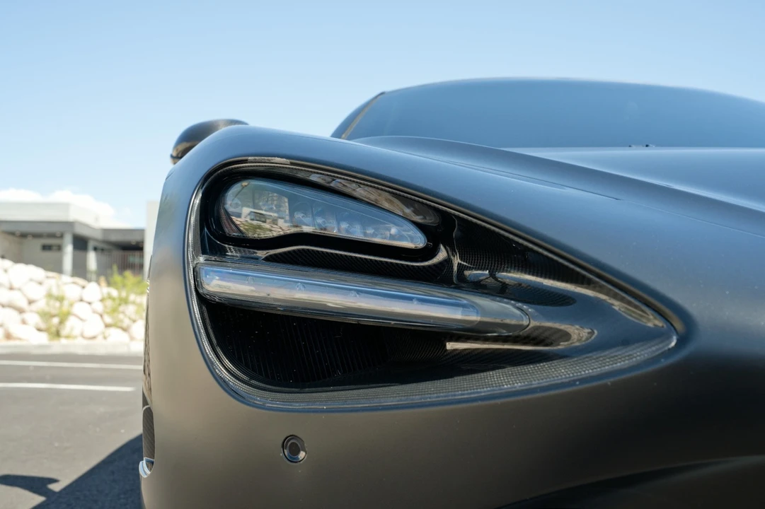 2018 McLaren 720S - Image 14 of 31