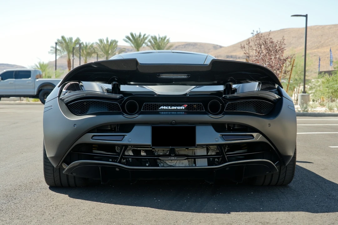 2018 McLaren 720S - Image 7 of 31