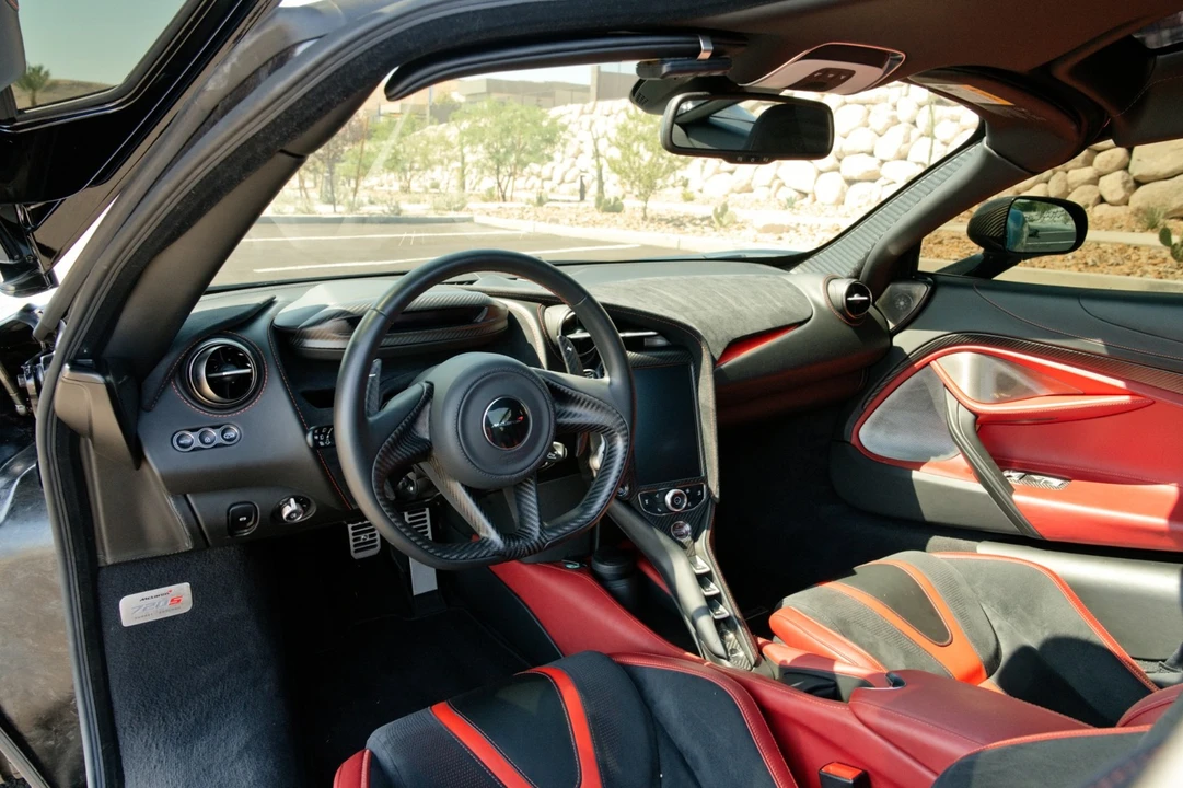 2018 McLaren 720S - Image 30 of 31