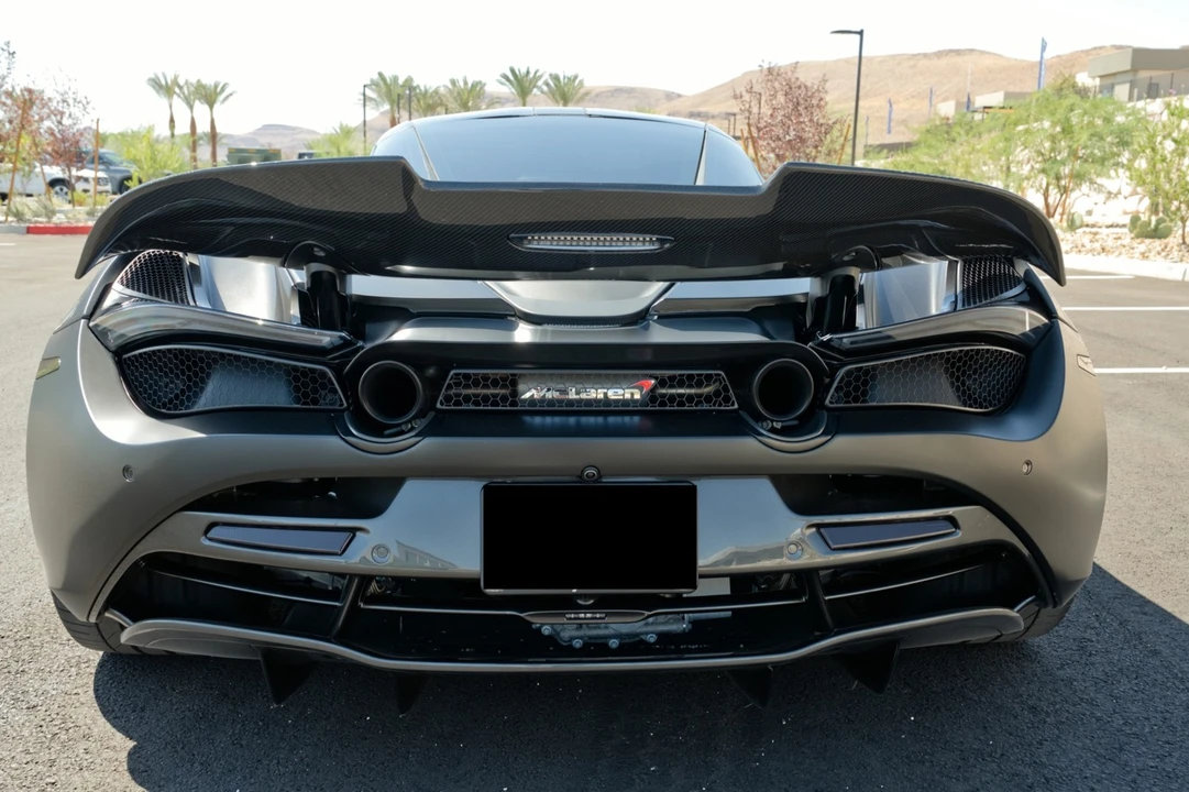 2018 McLaren 720S - Image 18 of 31