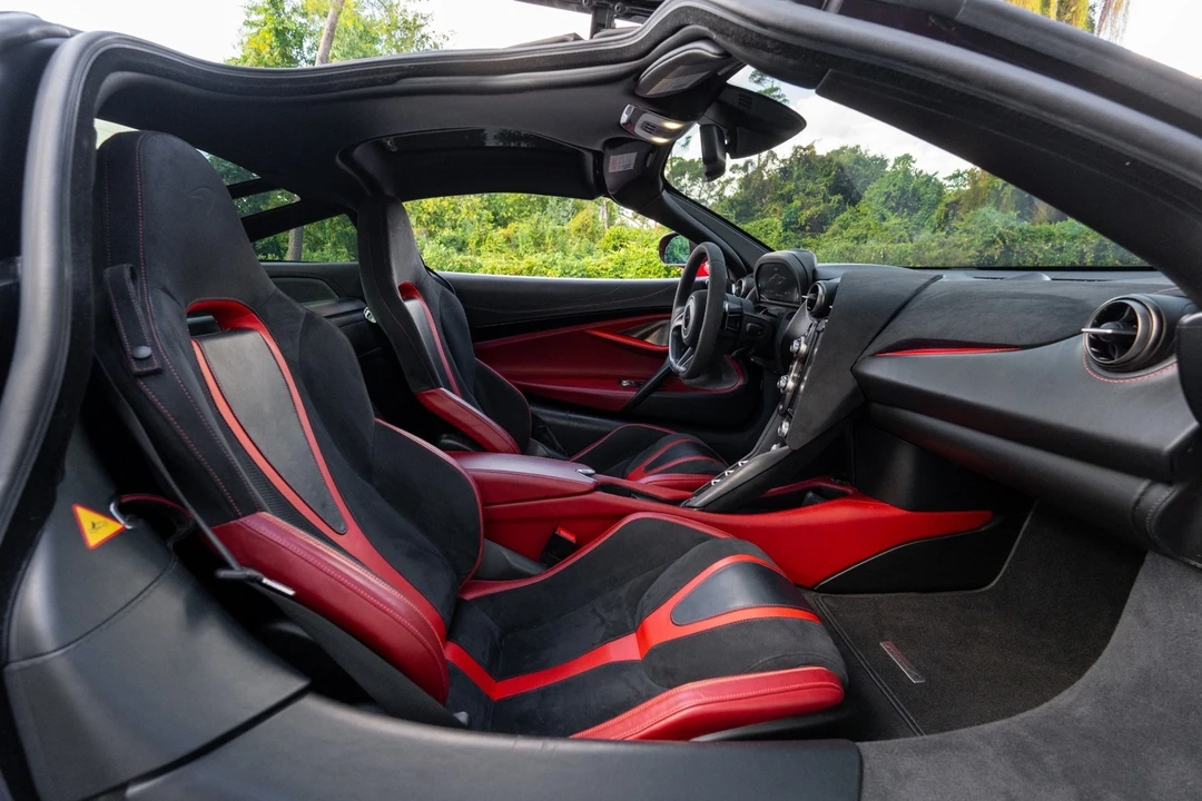 2018 McLaren 720S - Image 7 of 12