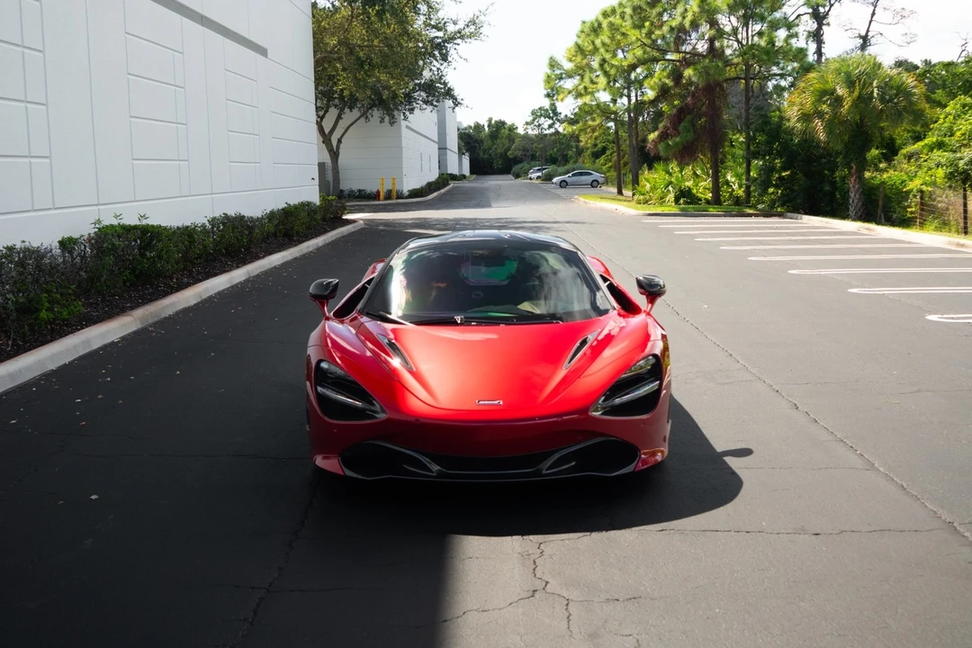 2018 McLaren 720S - Image 4 of 12