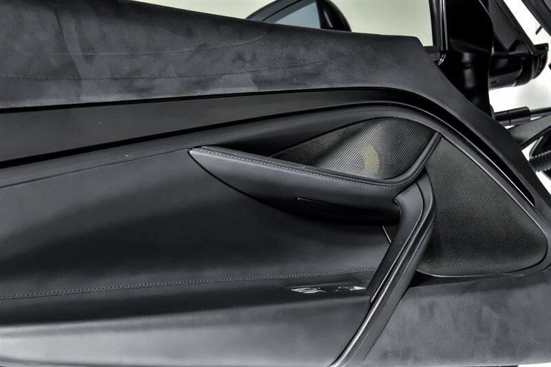 2018 McLaren 720S - Image 21 of 21