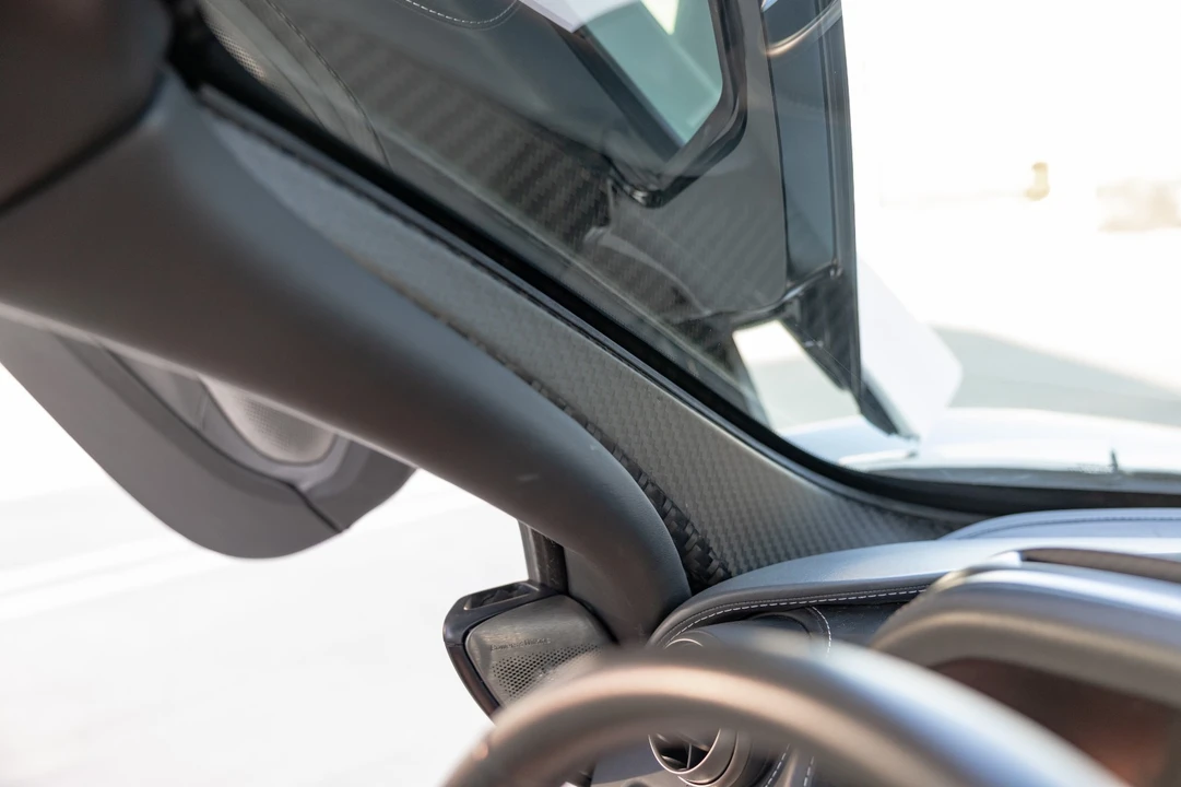 2018 McLaren 720S - Image 27 of 31