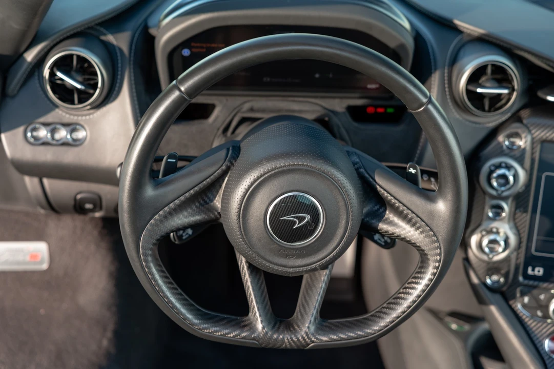 2018 McLaren 720S - Image 22 of 31