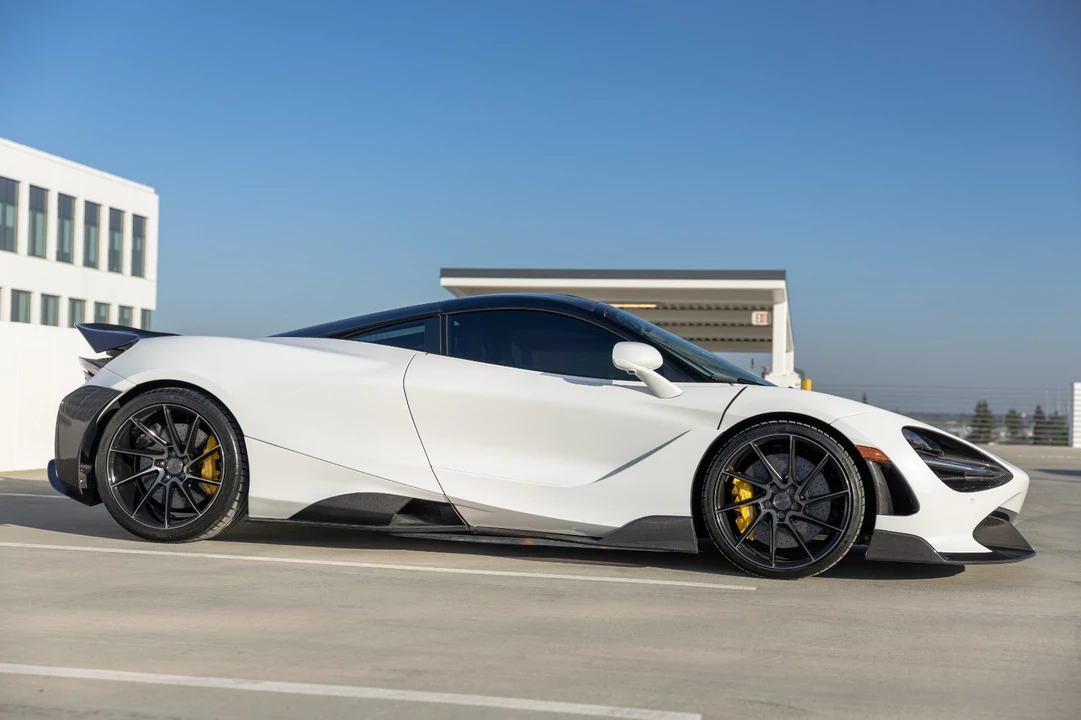 2018 McLaren 720S - Image 7 of 31