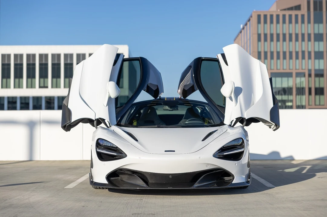 2018 McLaren 720S - Image 14 of 31