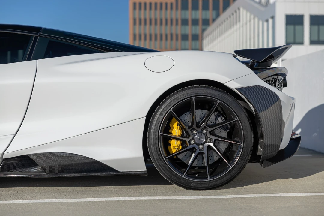 2018 McLaren 720S - Image 9 of 31