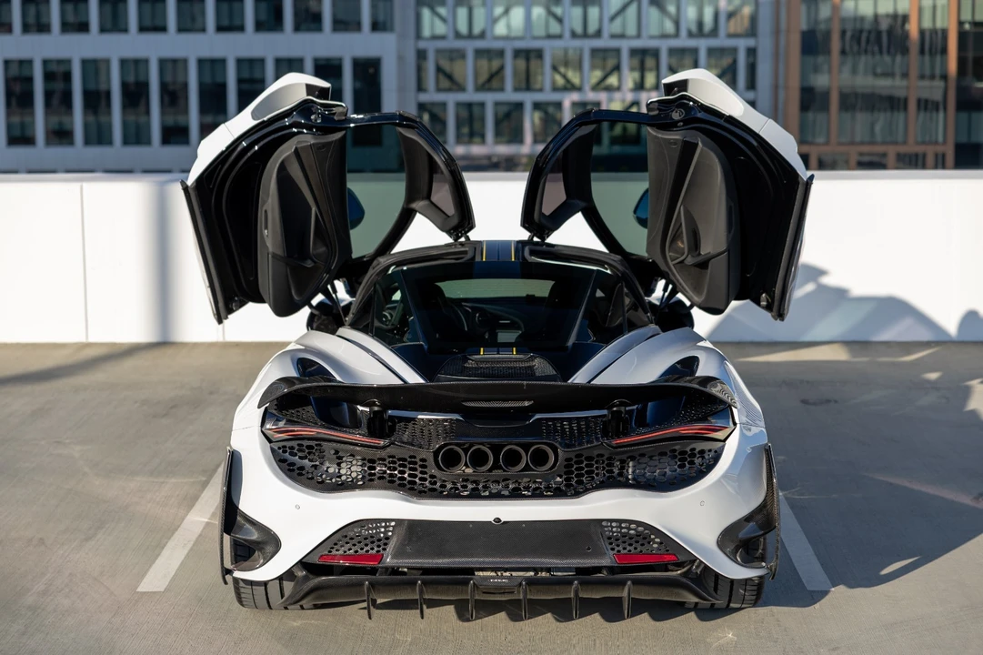 2018 McLaren 720S - Image 17 of 31