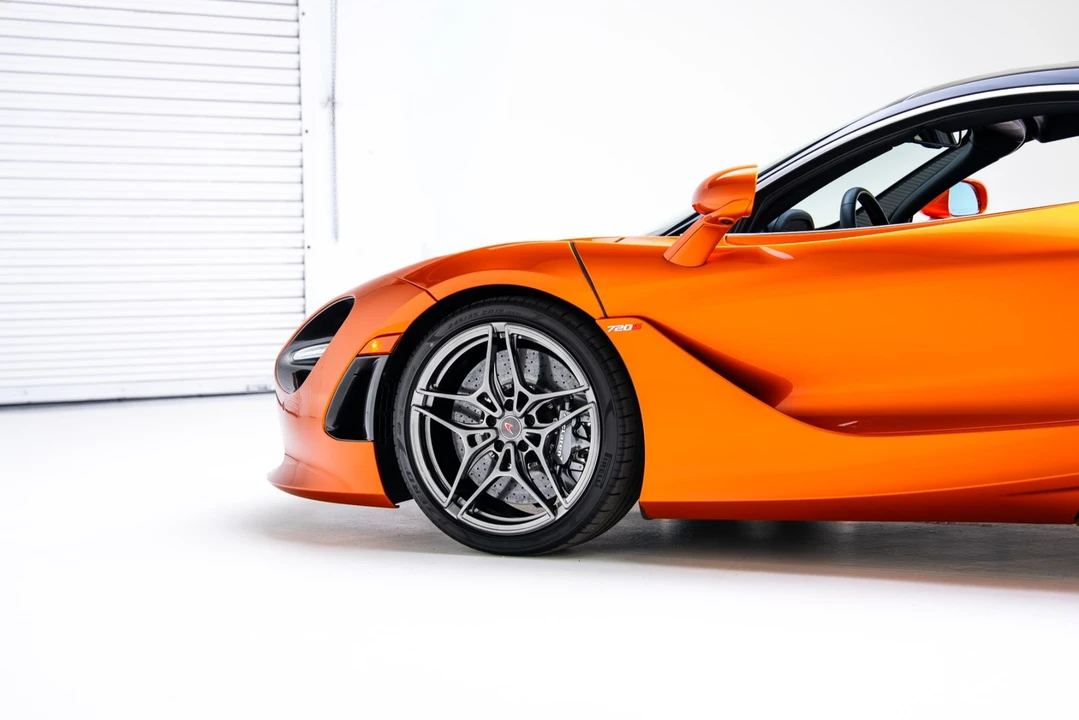 2018 McLaren 720S - Image 19 of 21