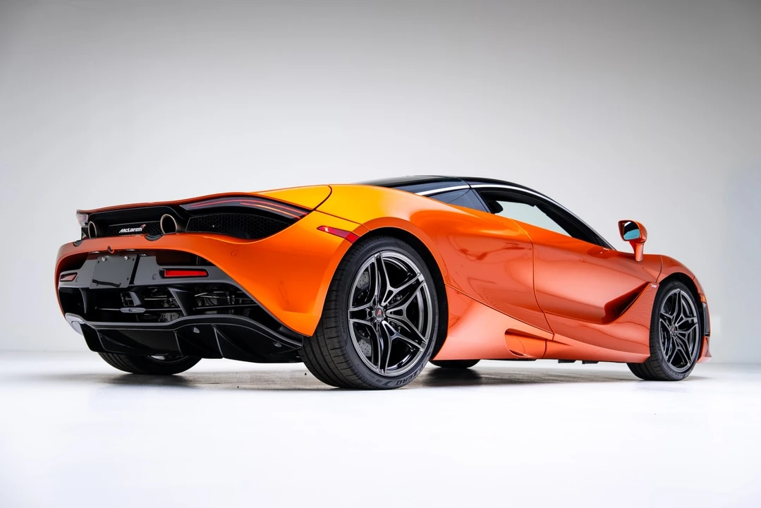 2018 McLaren 720S - Image 5 of 21