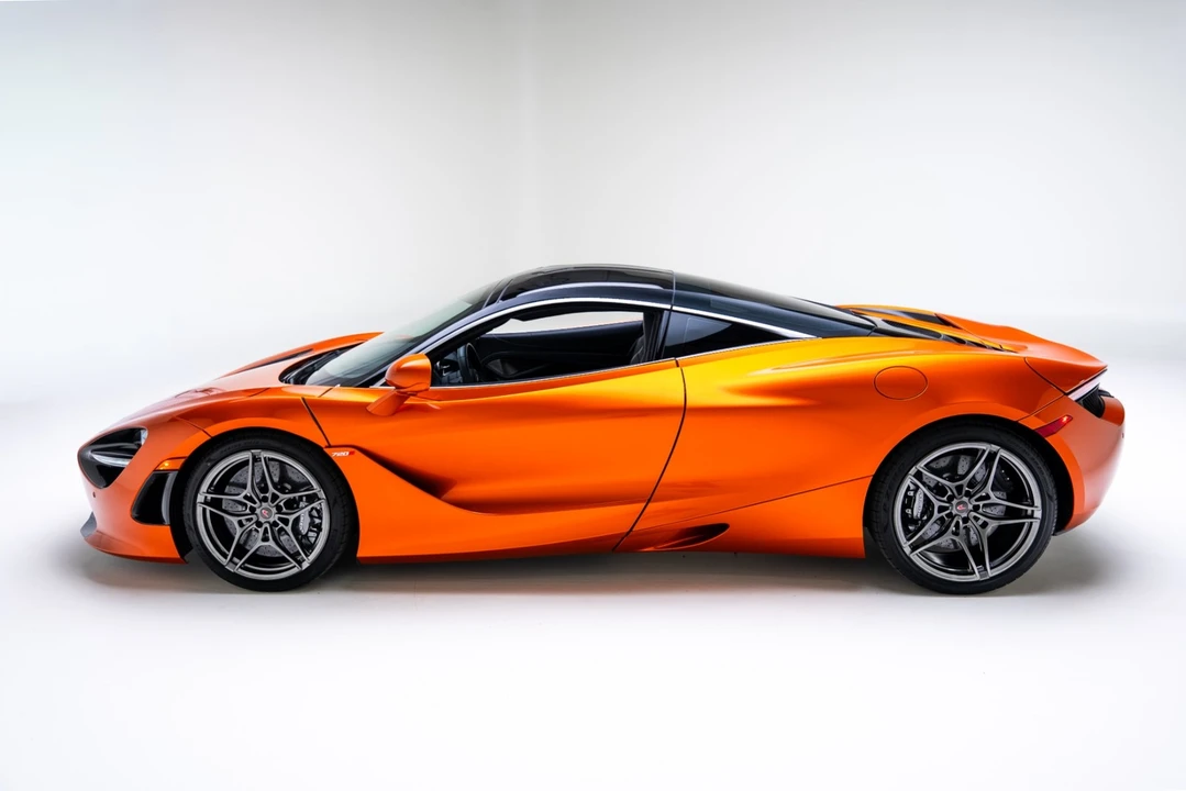 2018 McLaren 720S - Image 15 of 21