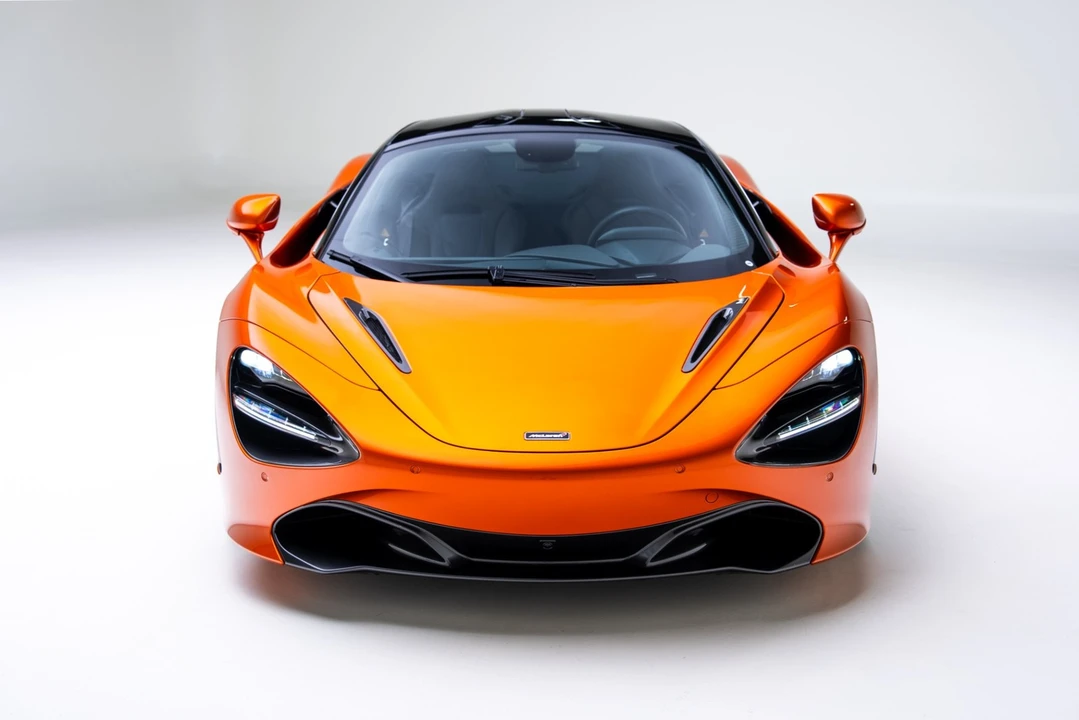 2018 McLaren 720S - Image 14 of 21