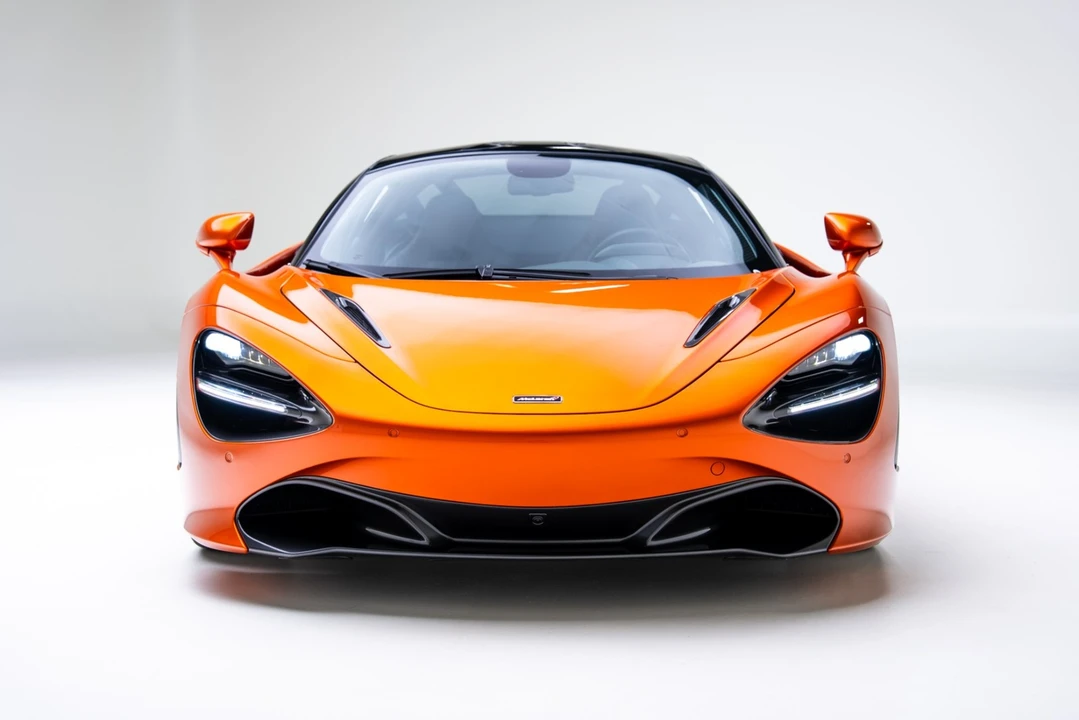 2018 McLaren 720S - Image 13 of 21