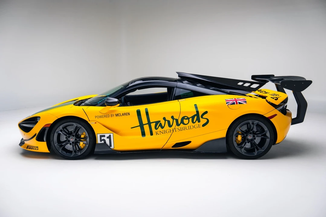 2018 McLaren 720S - Image 14 of 21