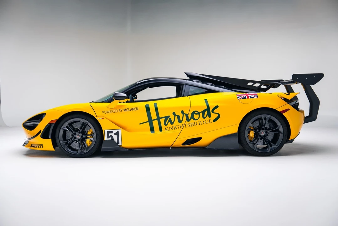 2018 McLaren 720S - Image 13 of 21