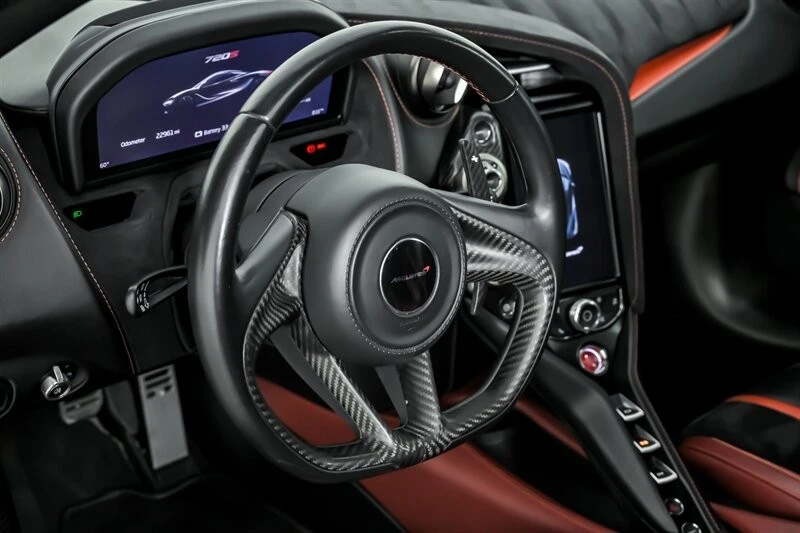 2018 McLaren 720S - Image 24 of 31