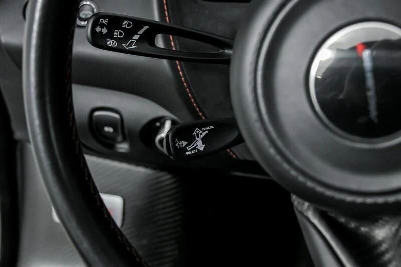 2018 McLaren 720S - Image 30 of 31