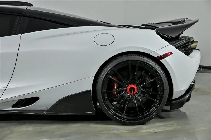 2018 McLaren 720S - Image 11 of 31