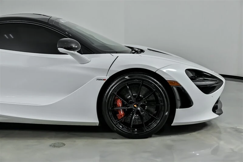 2018 McLaren 720S - Image 16 of 21