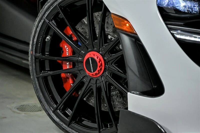 2018 McLaren 720S - Image 4 of 31