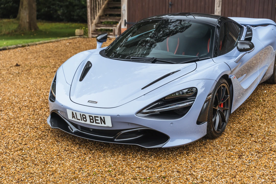 2018 McLaren 720S - Image 26 of 31