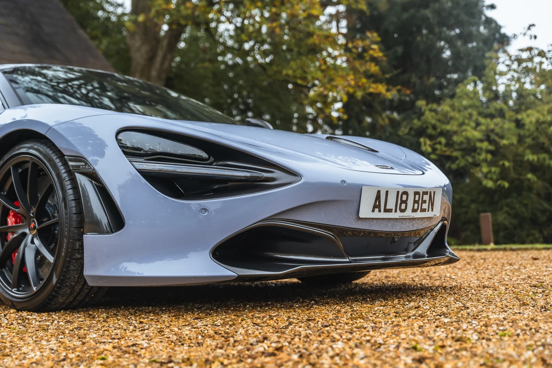 2018 McLaren 720S - Image 28 of 31